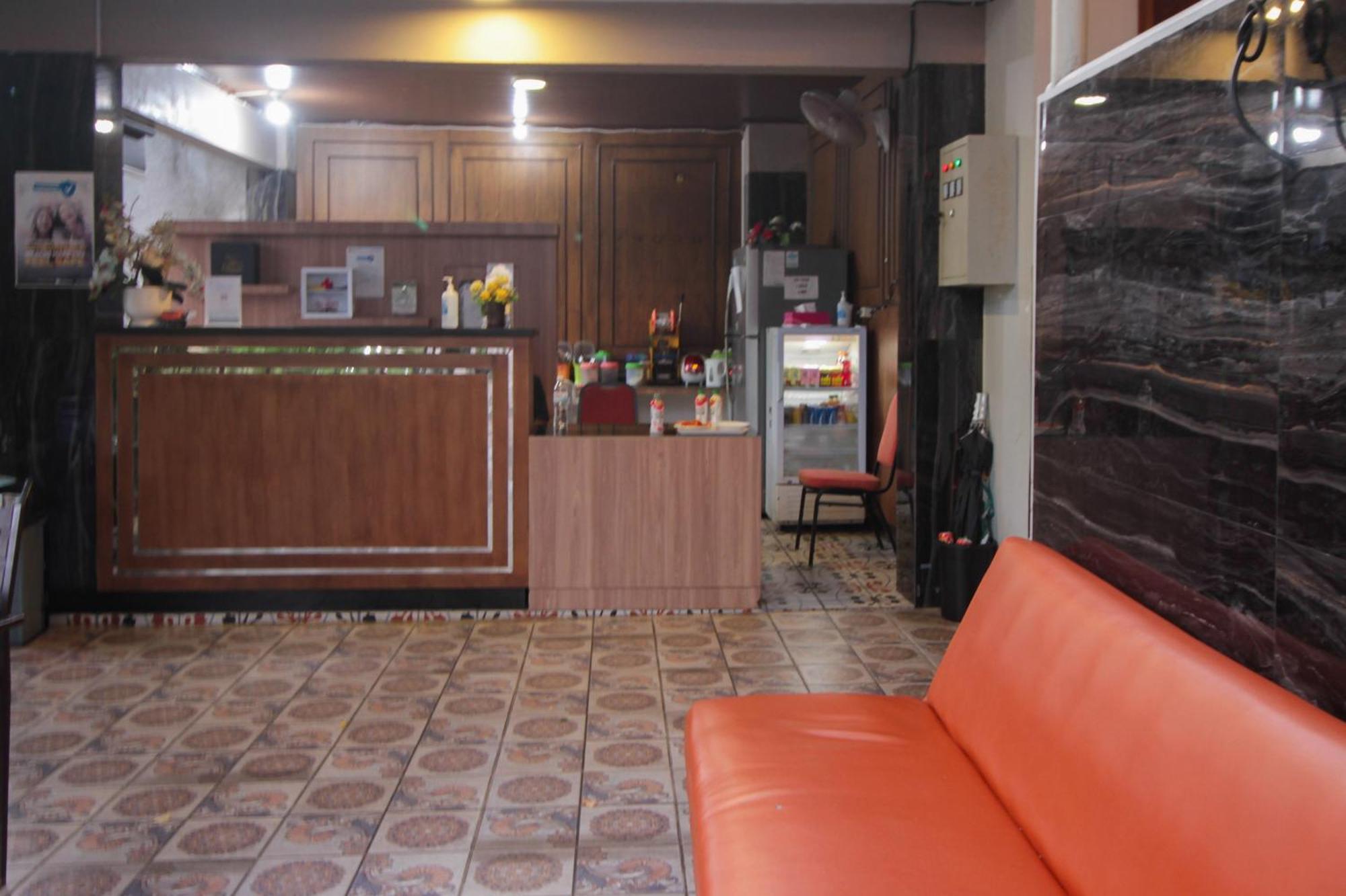 Urbanview Alfiya Hotel Lampung Bandar Lampung Zewnętrze zdjęcie