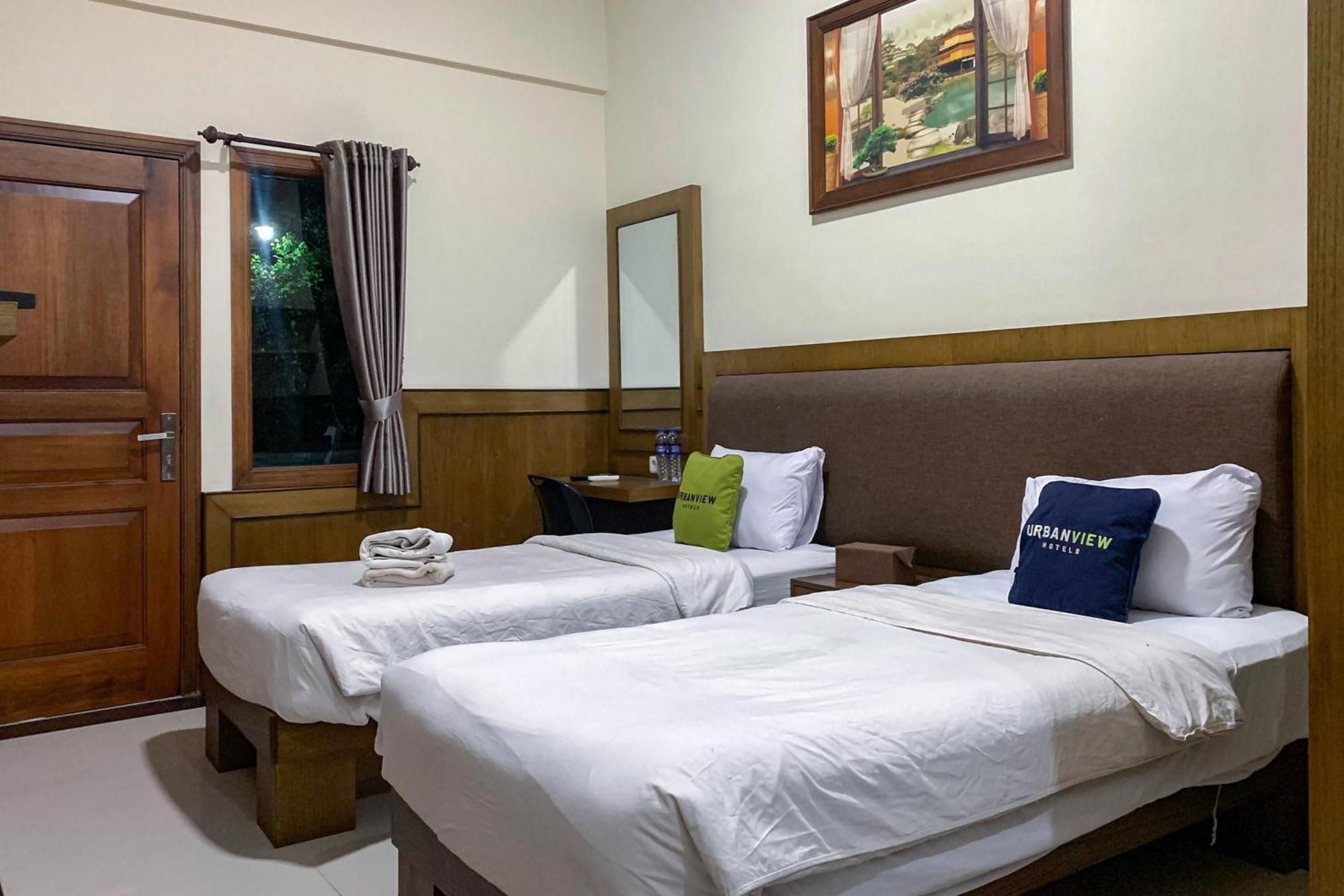 Urbanview Alfiya Hotel Lampung Bandar Lampung Zewnętrze zdjęcie